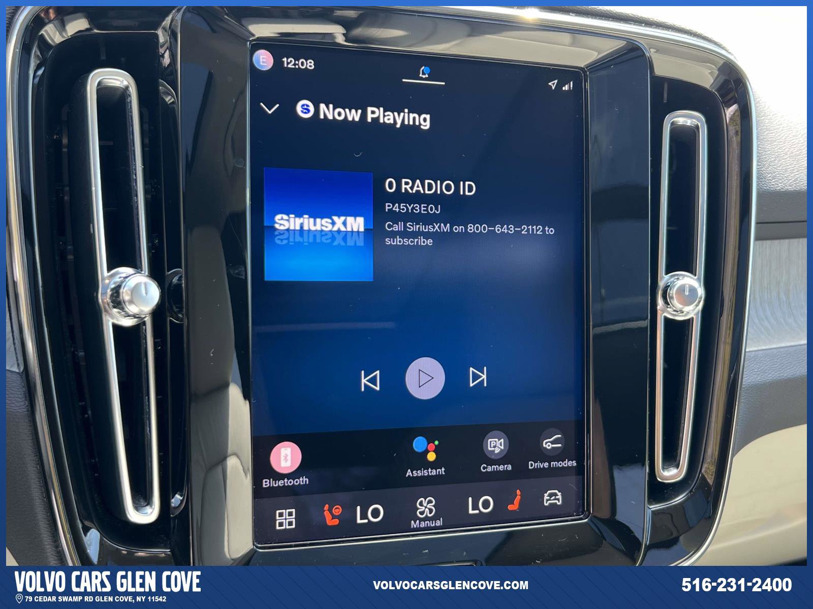 Used 2023 Volvo XC40 B5 Plus w/ Driver Assist Package image 28