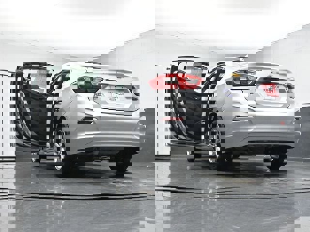 Used 2018 Chevrolet Cruze LT w/ Convenience Package image 39