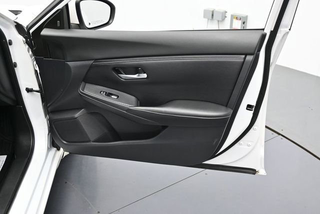 Used 2020 Nissan Sentra SV FWD image 29