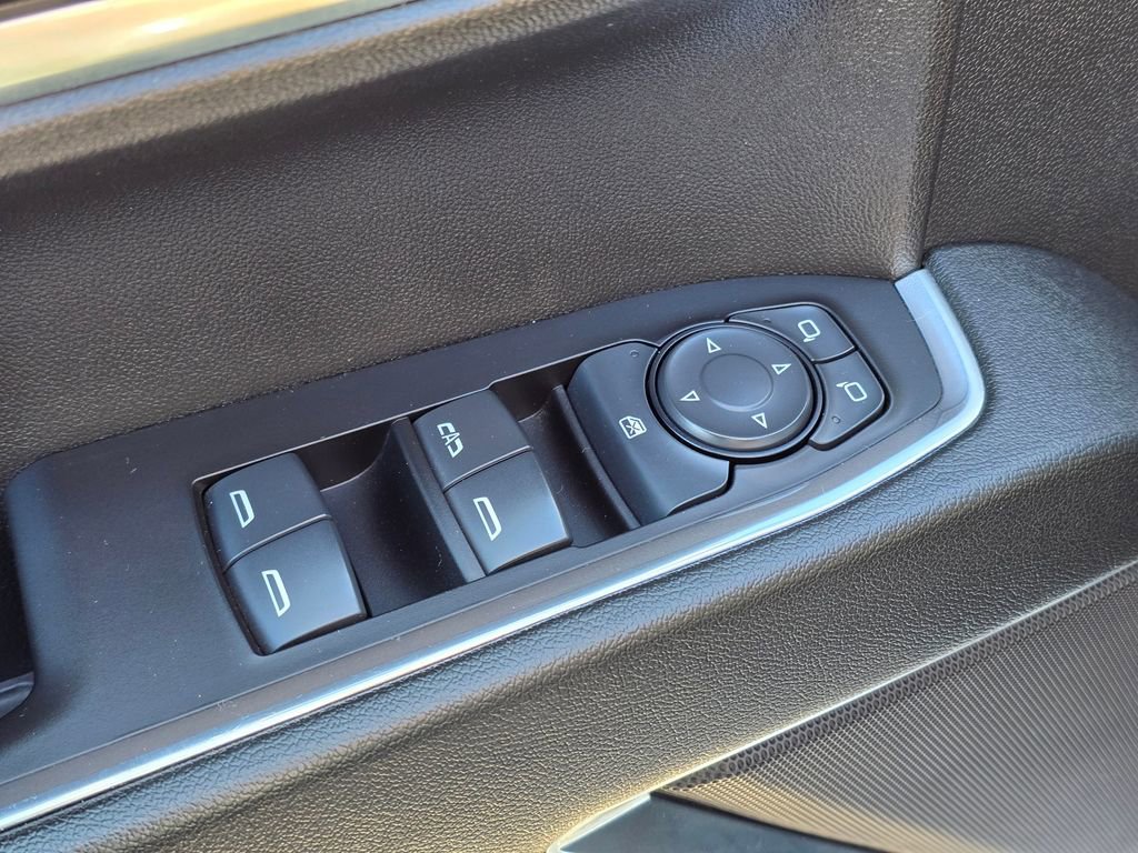 Used 2024 Chevrolet Silverado 1500 LT image 20