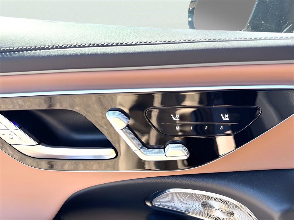 New 2026 Mercedes-Benz E 53 AMG e 4MATIC Sedan image 12