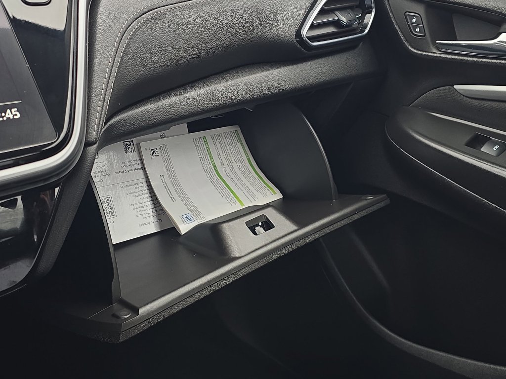 Used 2023 Chevrolet Bolt EUV LT w/ Driver Confidence Package image 30