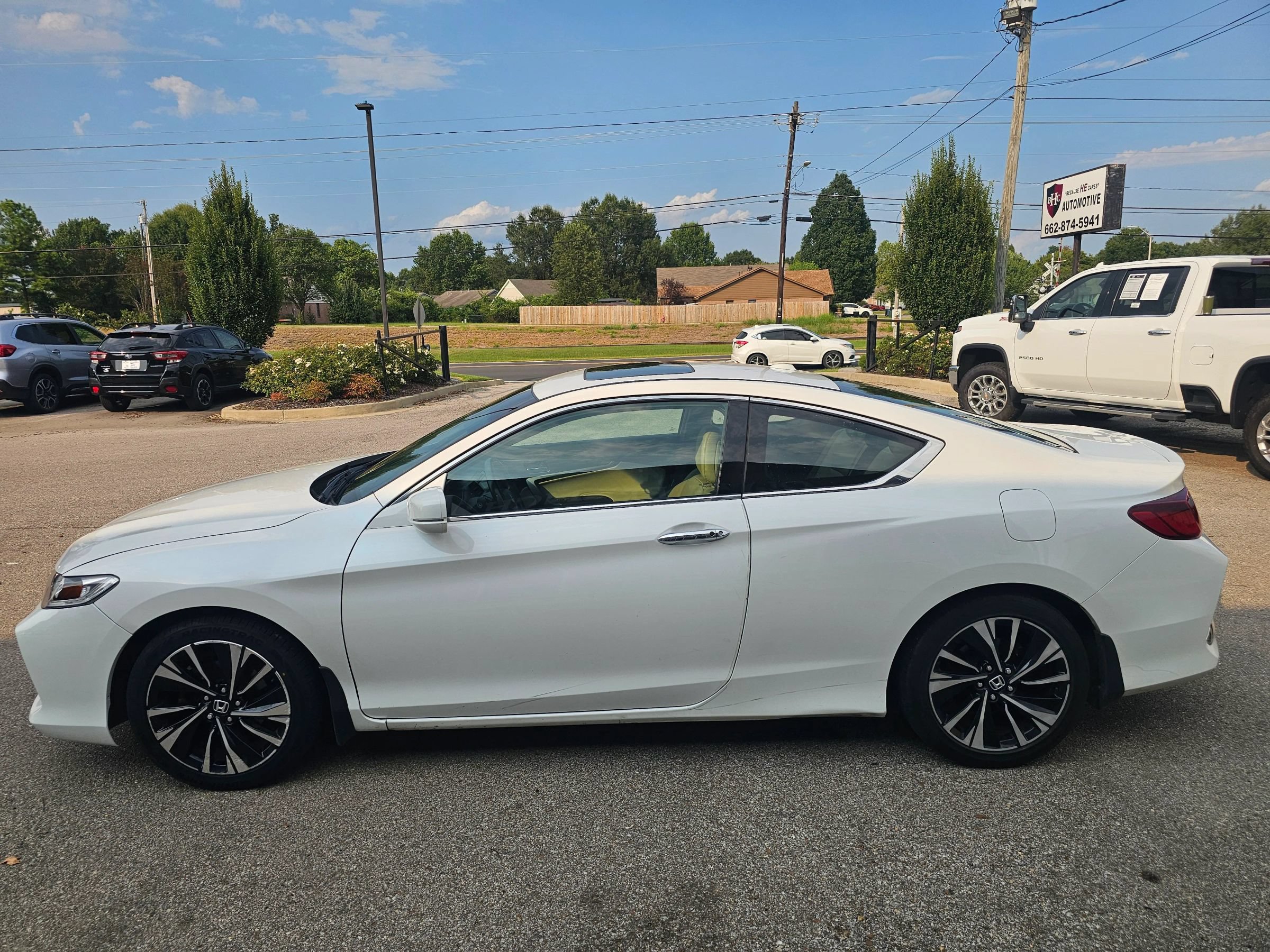 Used 2016 Honda Accord EX-L image 2