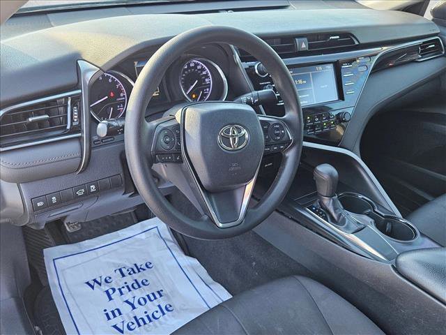 Used 2019 Toyota Camry LE image 10