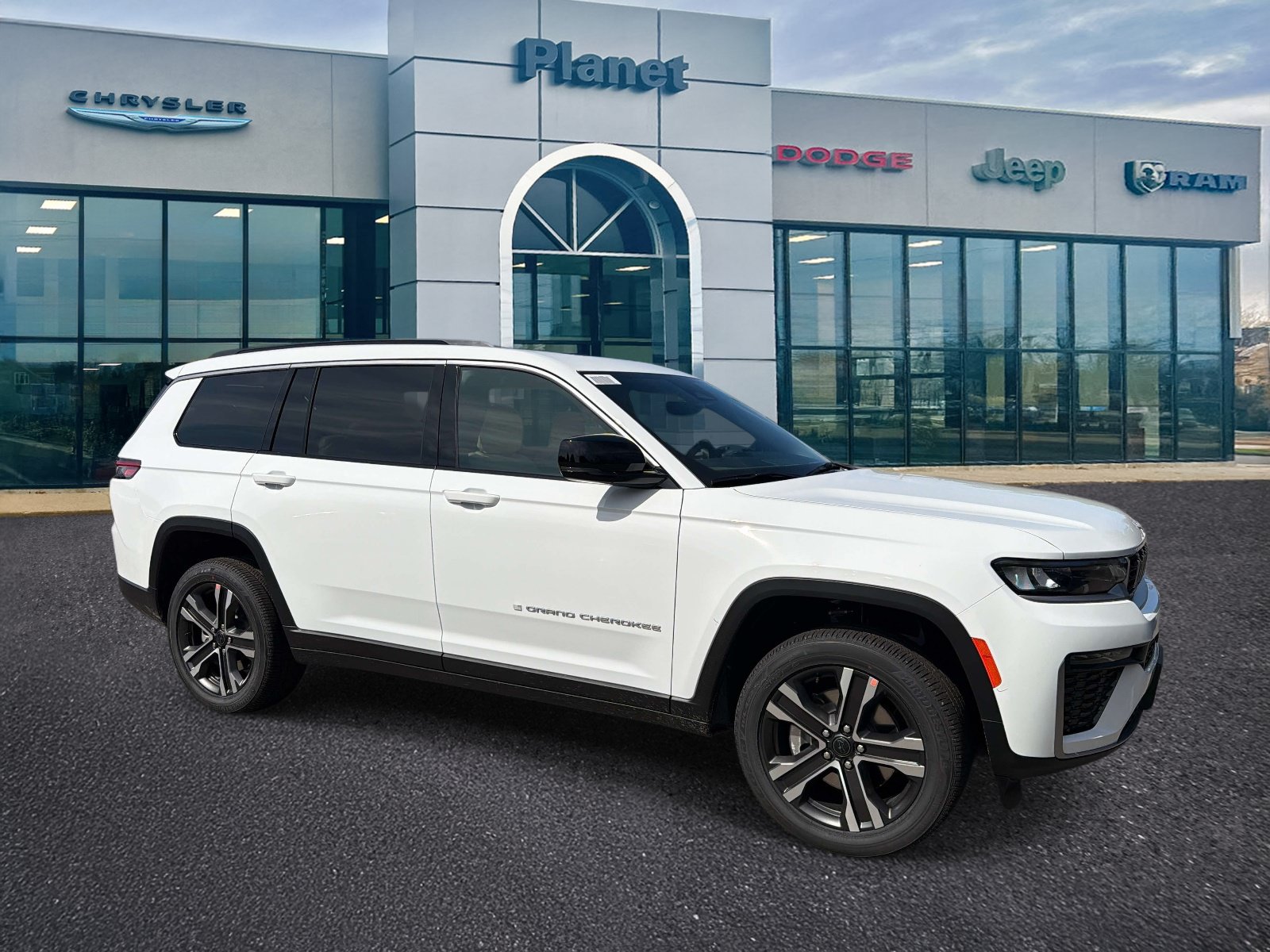 New 2027 Jeep Grand Cherokee L Limited AWD/4WD image 1
