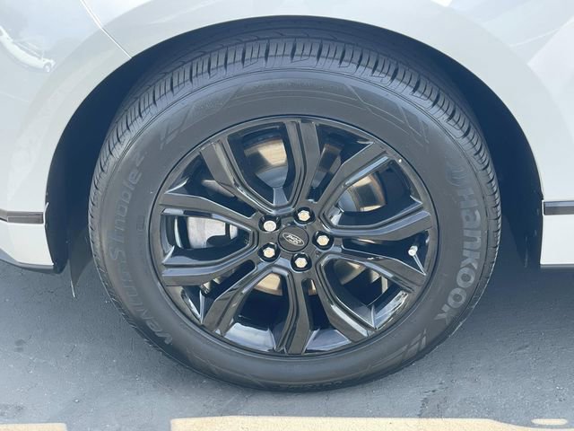 Certified 2024 Ford Edge SE w/ Black Appearance Package image 8