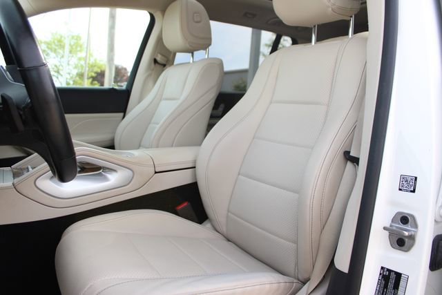 Used 2023 Mercedes-Benz GLS 450 4MATIC image 21