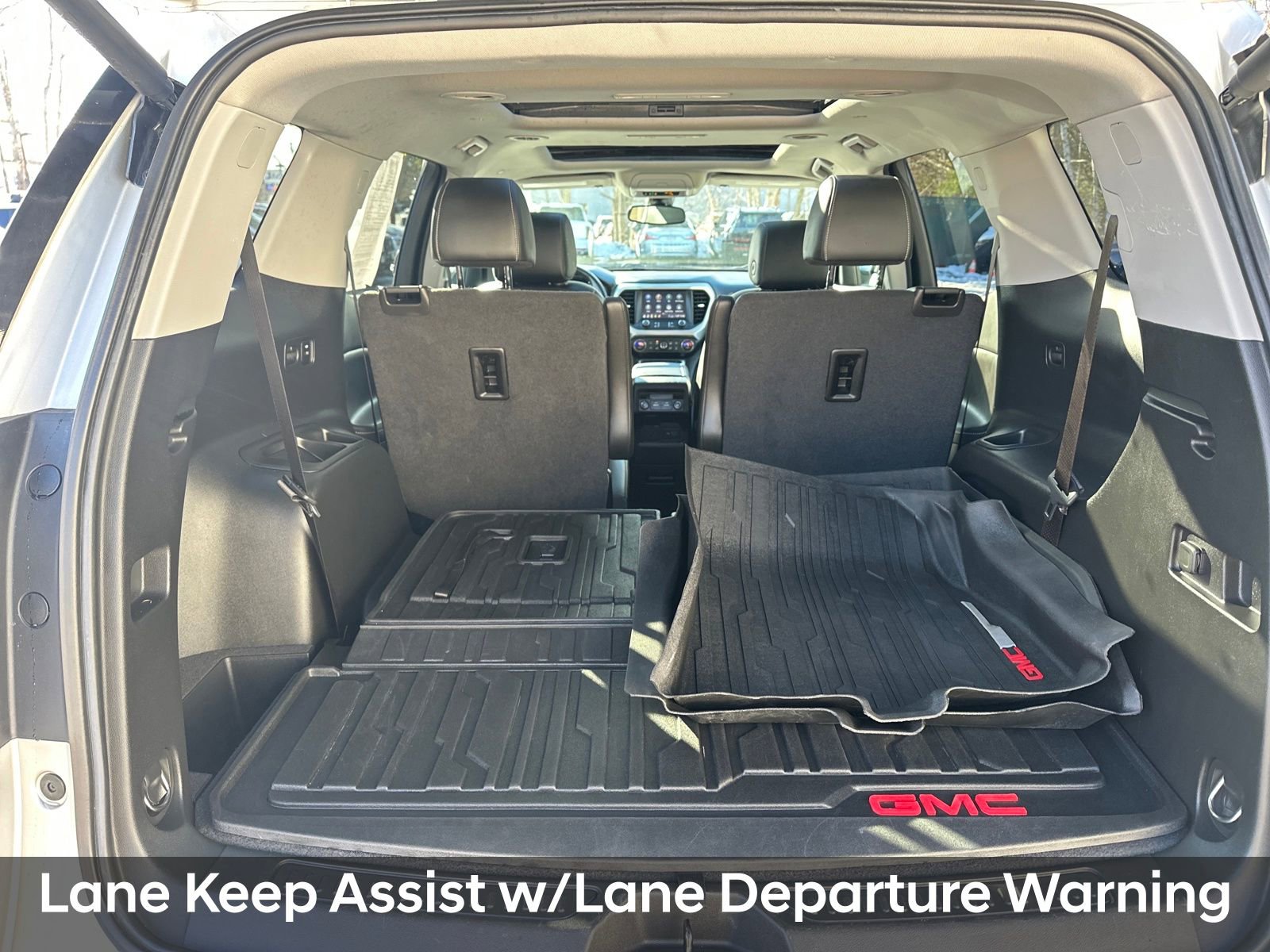 Used 2020 GMC Acadia SLT w/ Driver Alert Package II image 23