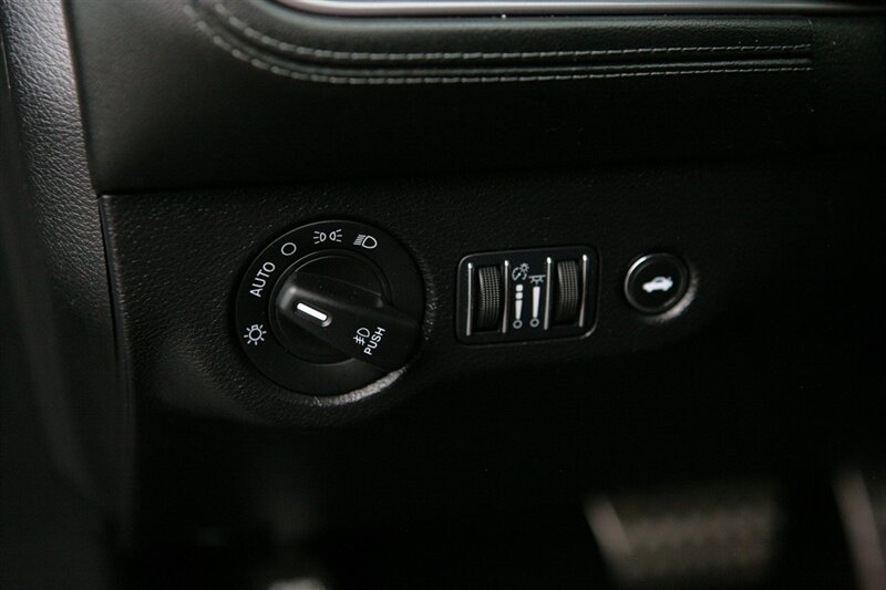 Used 2023 Dodge Challenger GT w/ Plus Package RWD image 13