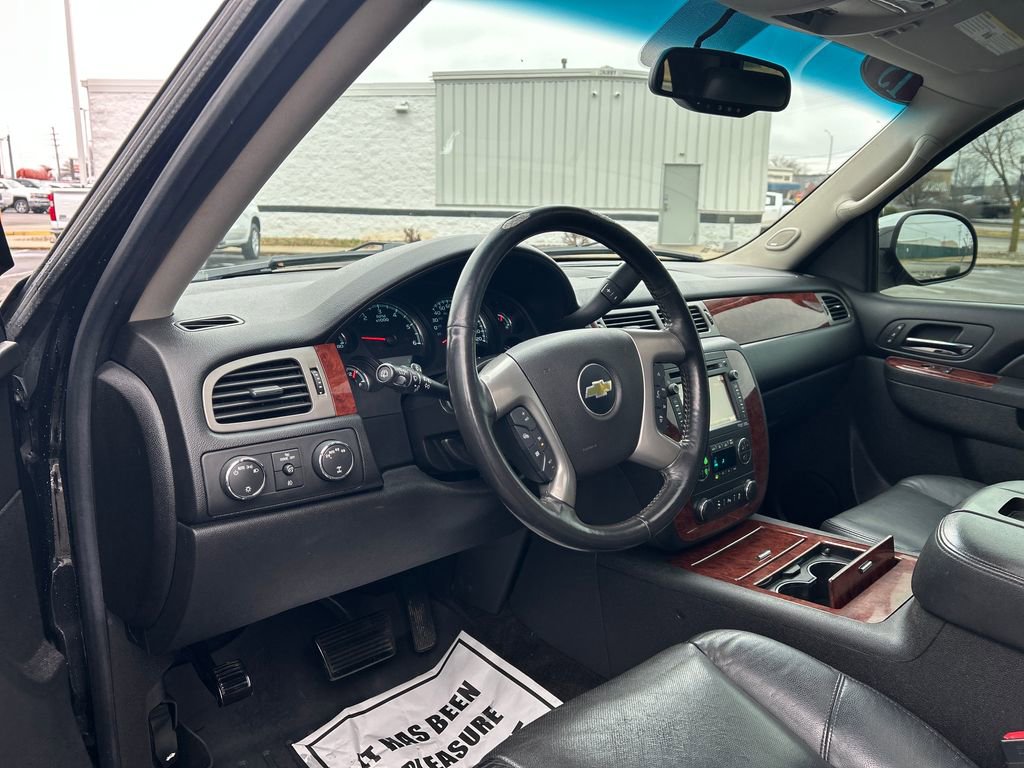 Used 2013 Chevrolet Tahoe LTZ image 11