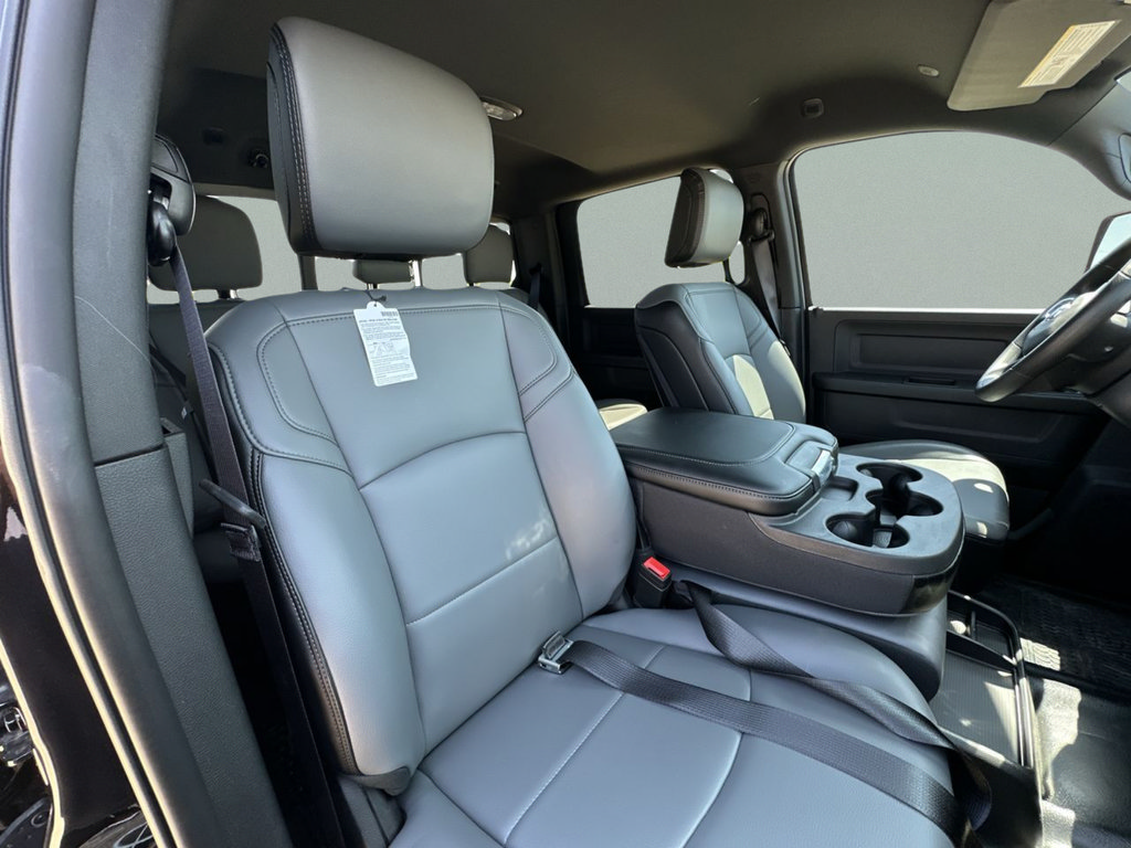 New 2026 RAM 3500 Tradesman AWD/4WD image 42