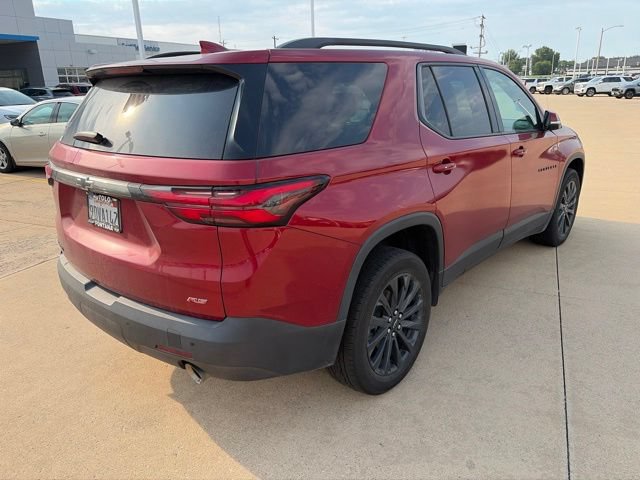 Used 2023 Chevrolet Traverse RS w/ LPO, Floor Liner Package FWD image 3