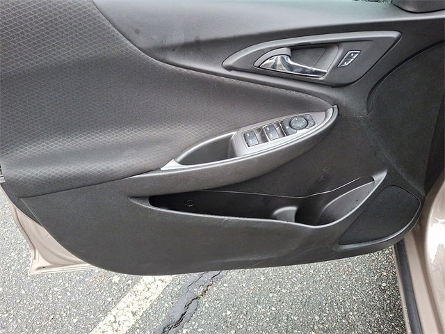 Used 2024 Chevrolet Malibu LT image 9