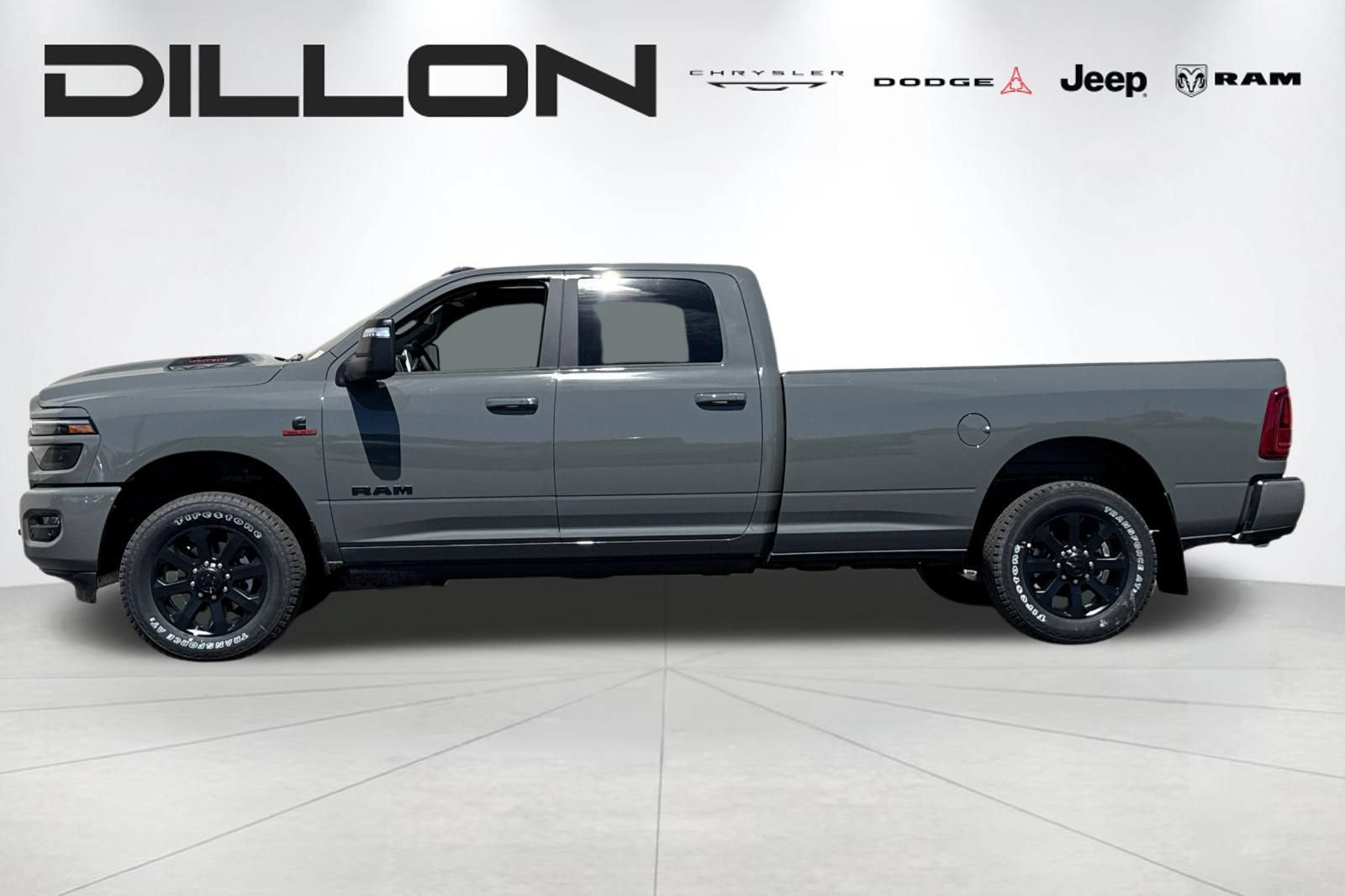 New 2026 RAM 3500 Laramie AWD/4WD image 6