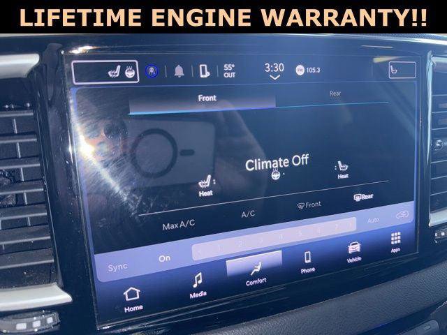 Certified 2024 Chrysler Pacifica Touring-L image 24