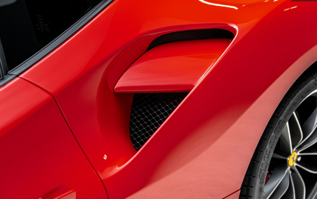 Used 2018 Ferrari 488 GTB RWD image 22