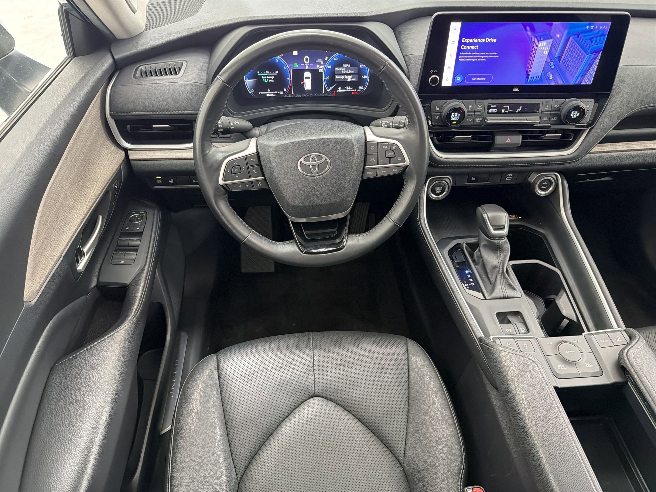 Used 2024 Toyota Grand Highlander AWD image 26