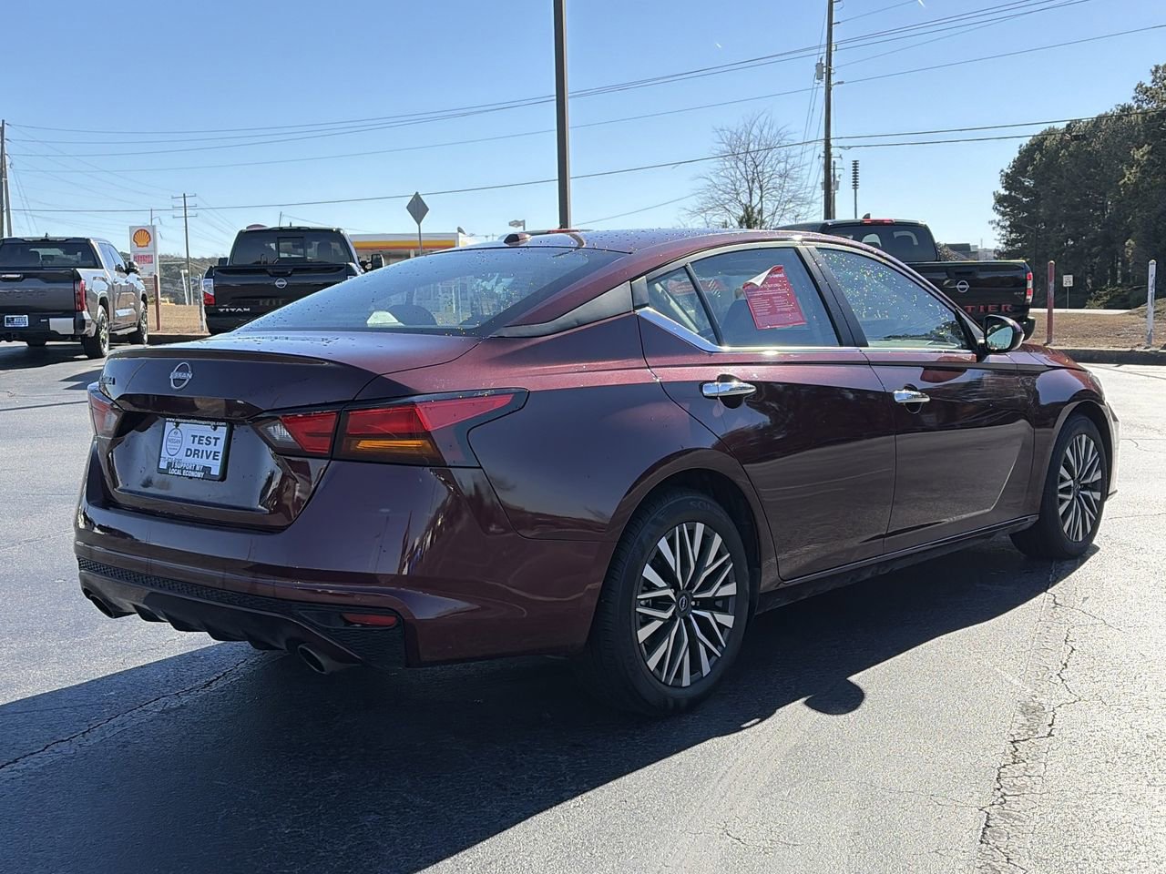 Certified 2025 Nissan Altima 2.5 SV w/ SV Premium Package image 5