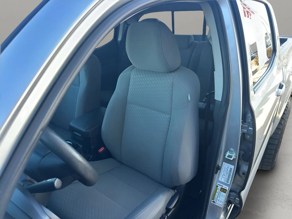 Used 2022 Toyota Tacoma SR AWD/4WD image 24