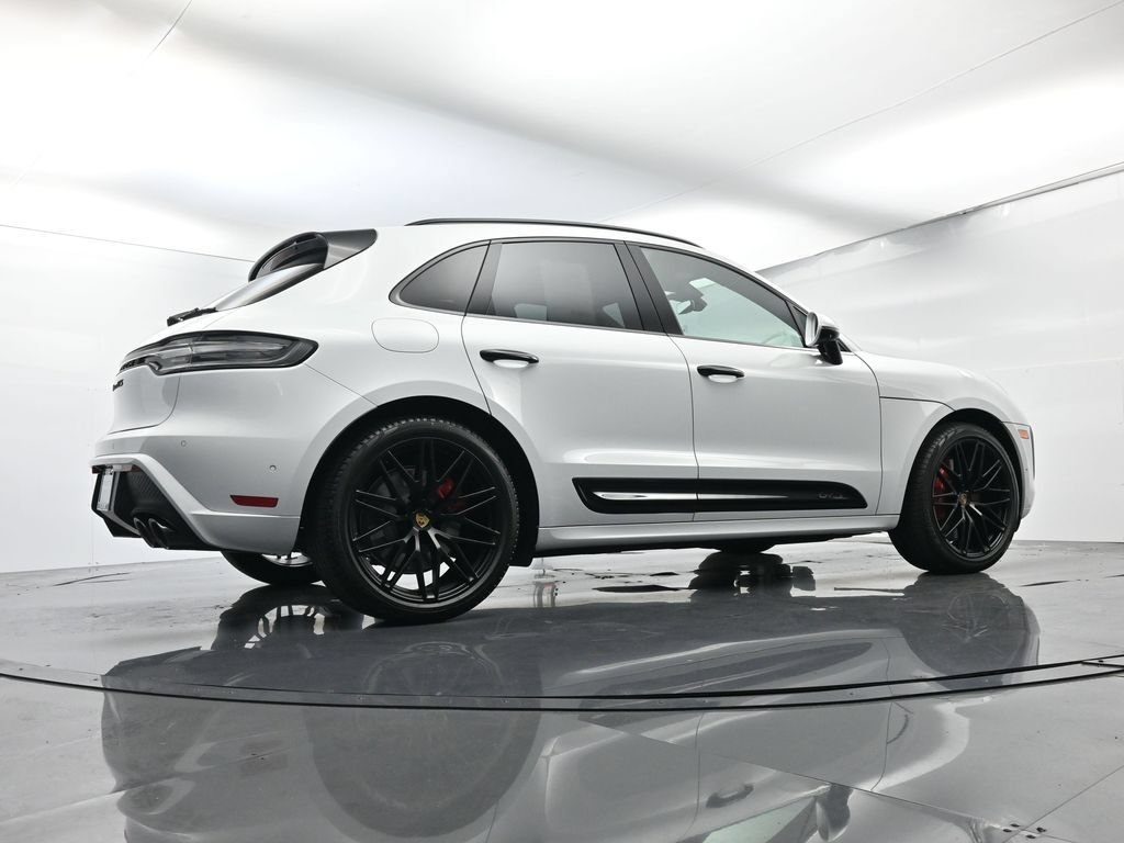 Certified 2025 Porsche Macan GTS AWD/4WD image 51