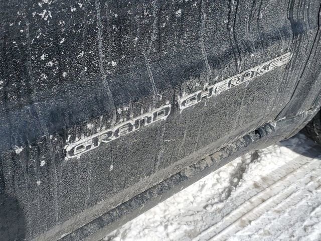 Used 2018 Jeep Grand Cherokee Laredo image 29