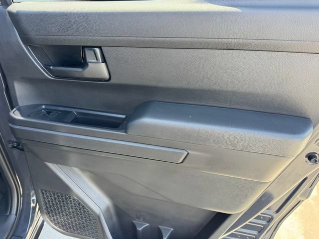 Used 2026 Toyota Tacoma SR5 AWD/4WD image 9
