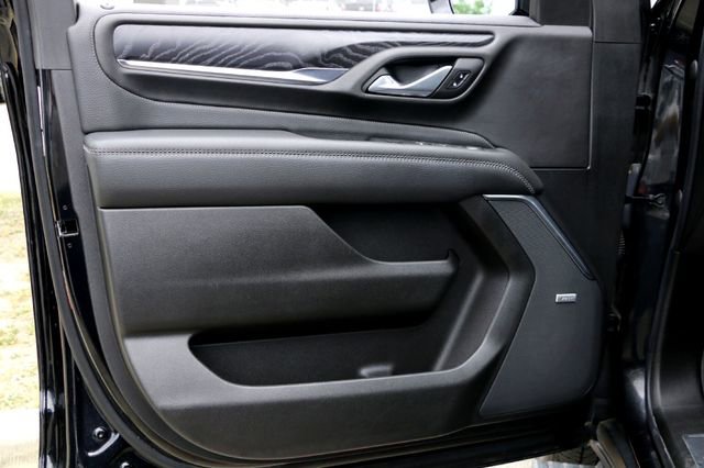 Used 2022 GMC Yukon Denali w/ Denali Premium Package image 21