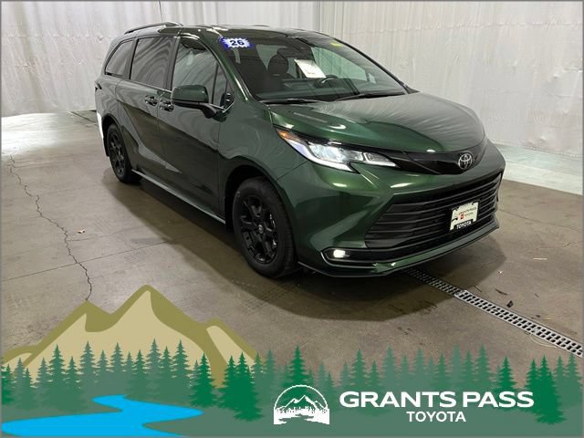 Certified 2026 Toyota Sienna XLE Woodland Edition