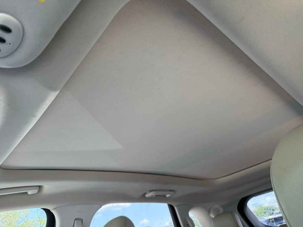 Used 2019 Ford Edge Titanium w/ Equipment Group 301A FWD image 43