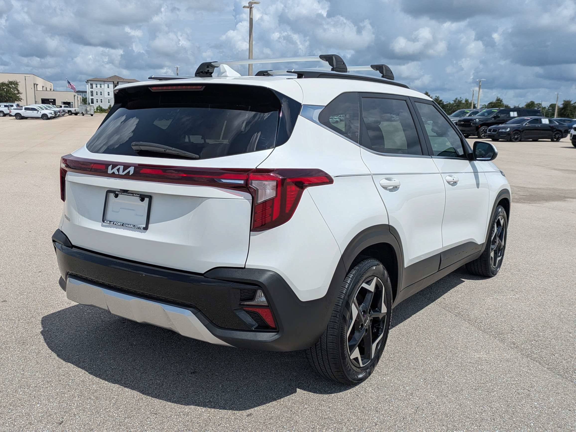 Certified 2024 Kia Seltos EX FWD image 5