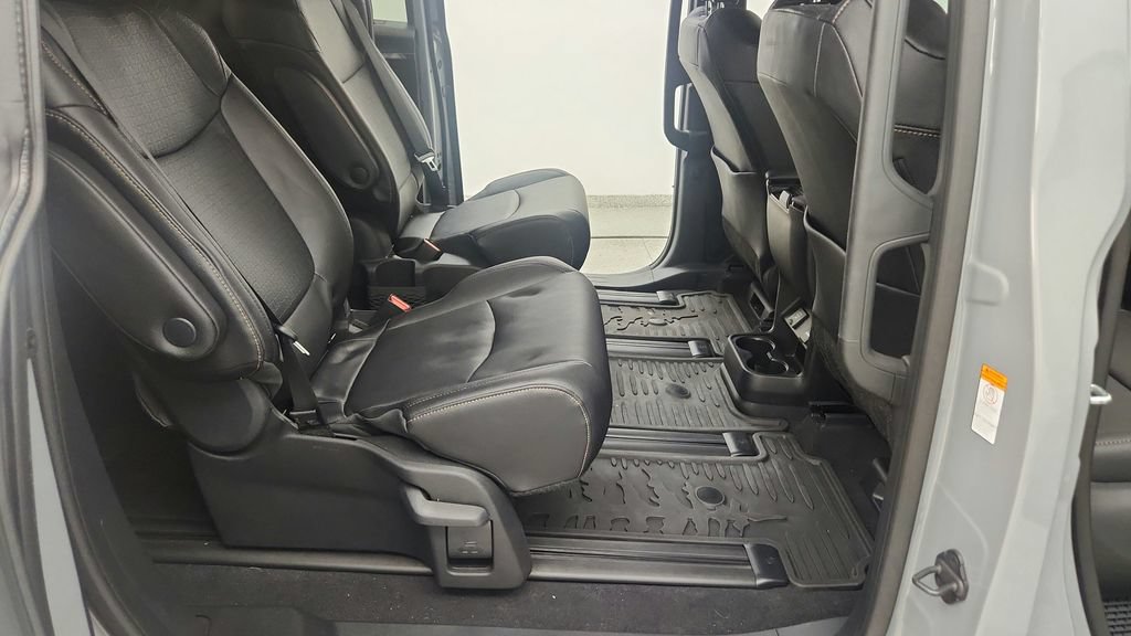 Used 2026 Toyota Sienna XLE Woodland Edition AWD/4WD image 48