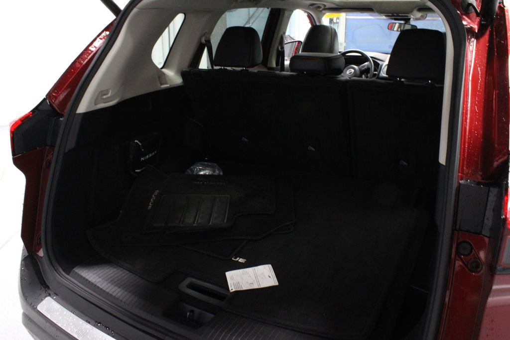 Certified 2023 Nissan Rogue SV w/ SV Premium B Package AWD/4WD image 19