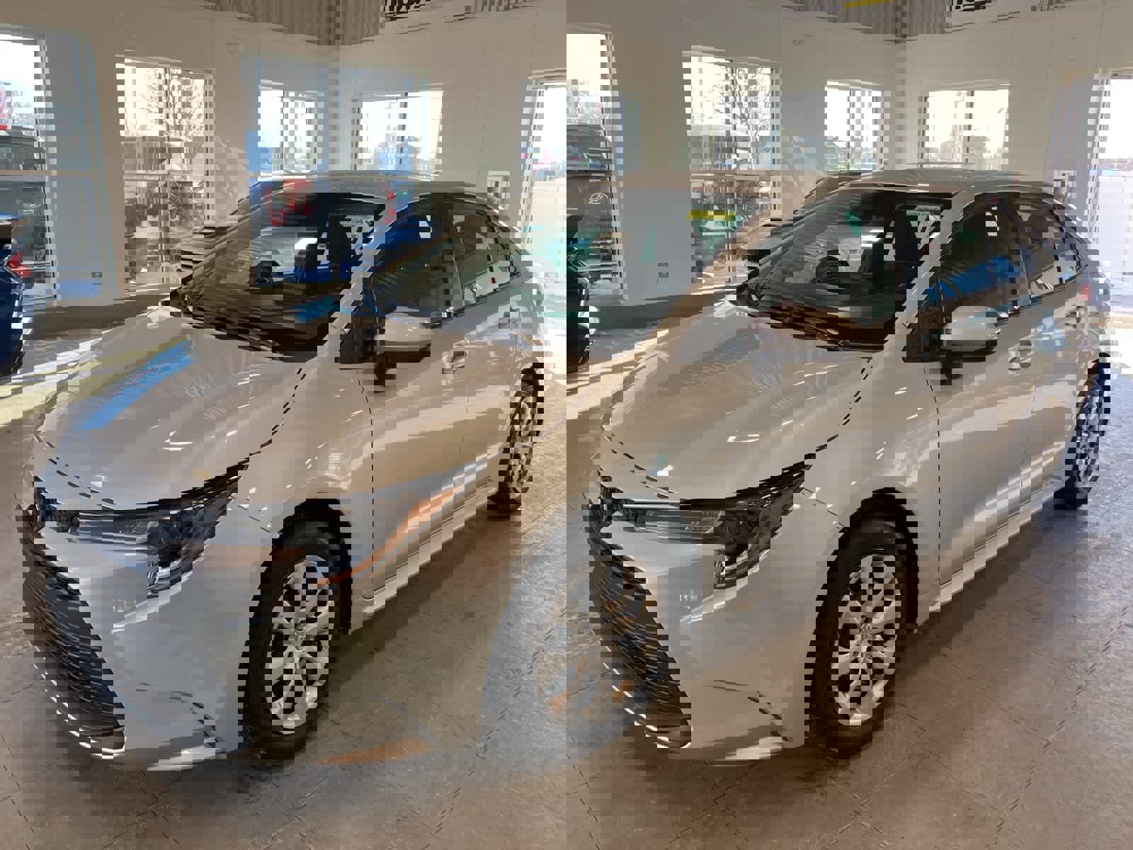 Used 2025 Toyota Corolla LE image 1