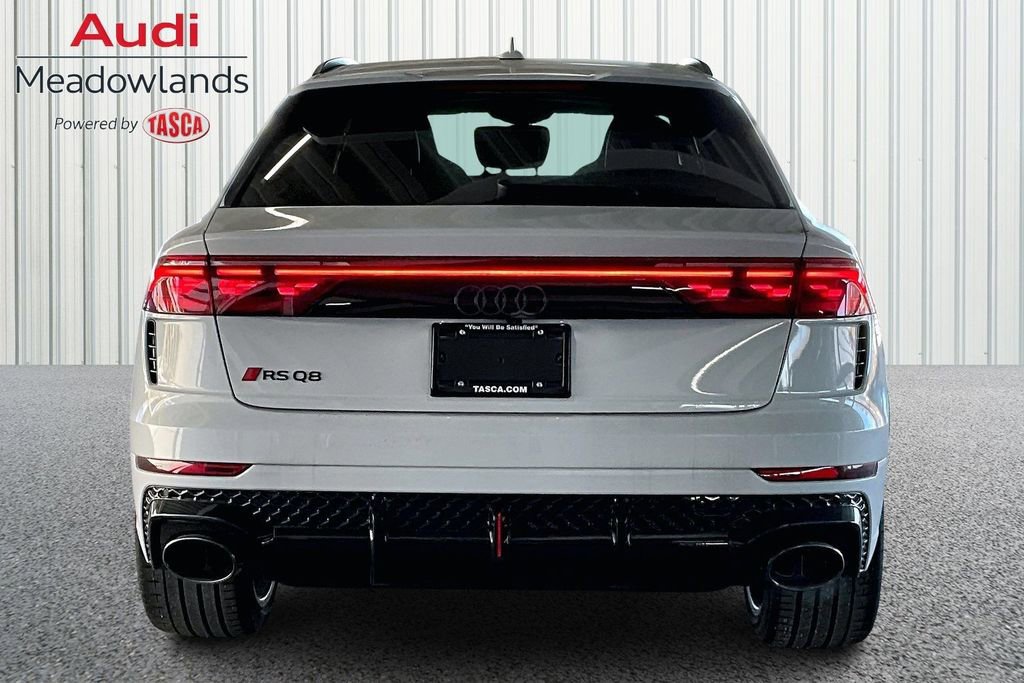 New 2026 Audi RS Q8 performance image 4