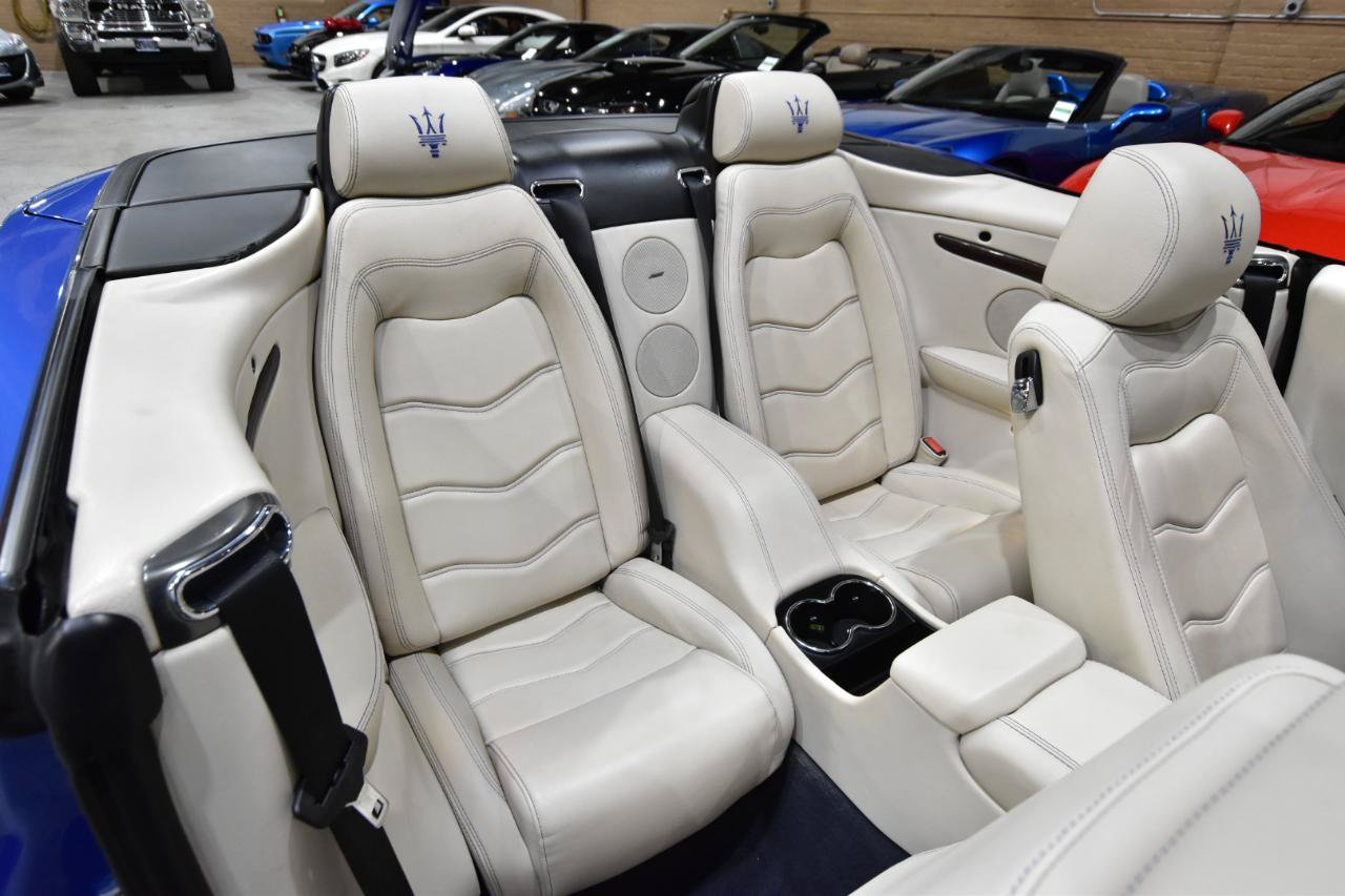 Used 2015 Maserati GranTurismo Convertible RWD image 45