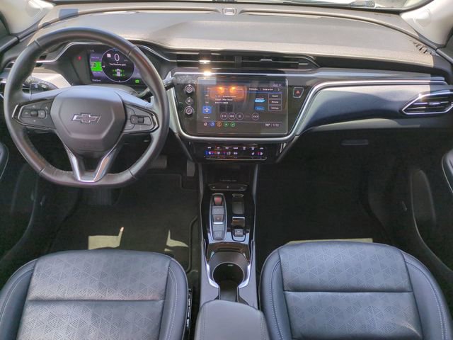 Used 2022 Chevrolet Bolt EUV Premier w/ Sun & Sound Package FWD image 17