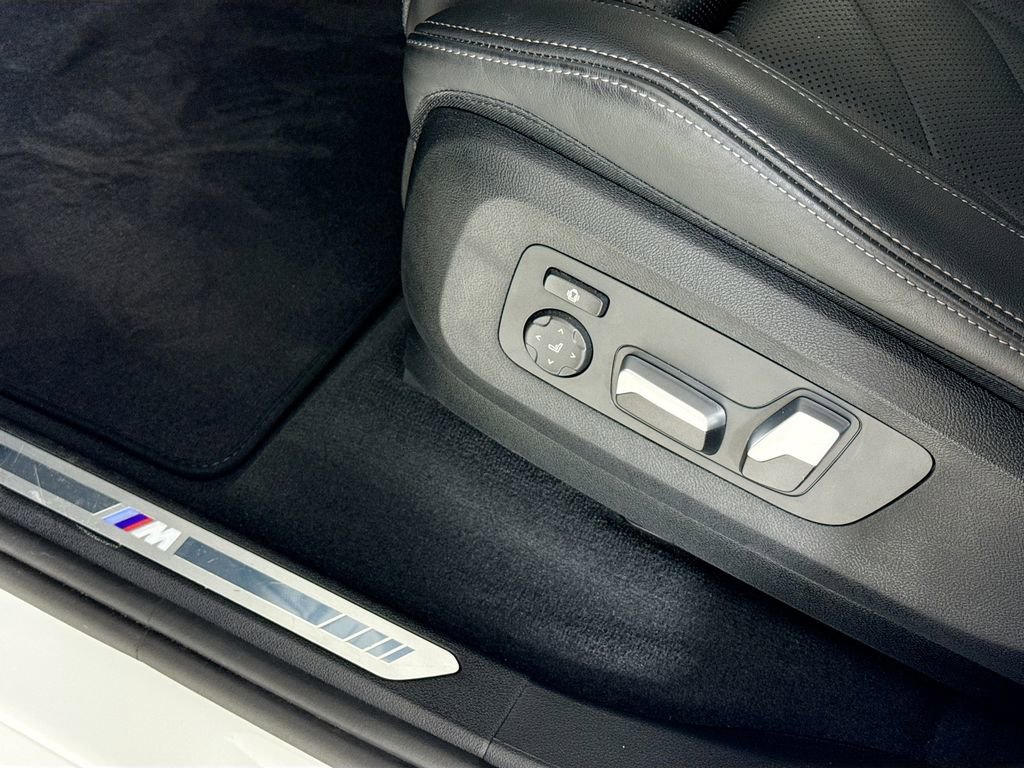 Used 2024 BMW X5 sDrive40i w/ M Sport Package image 18