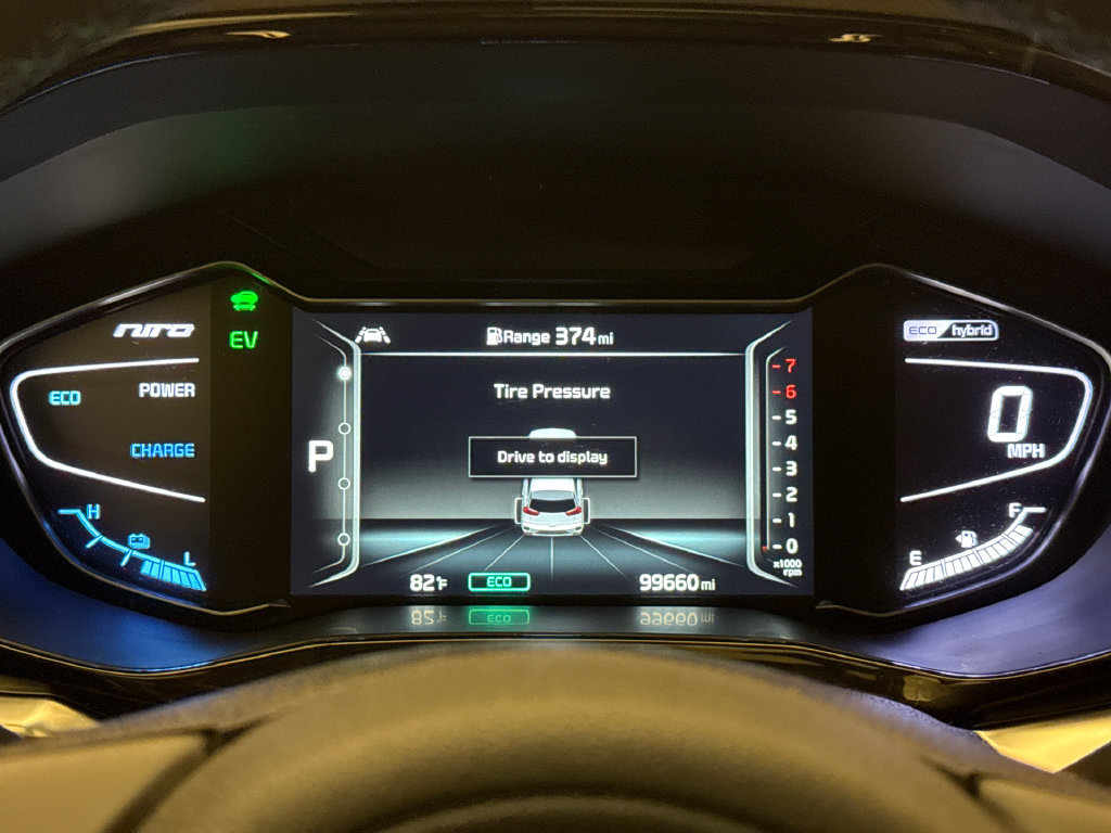 Used 2022 Kia Niro EX Premium FWD image 33