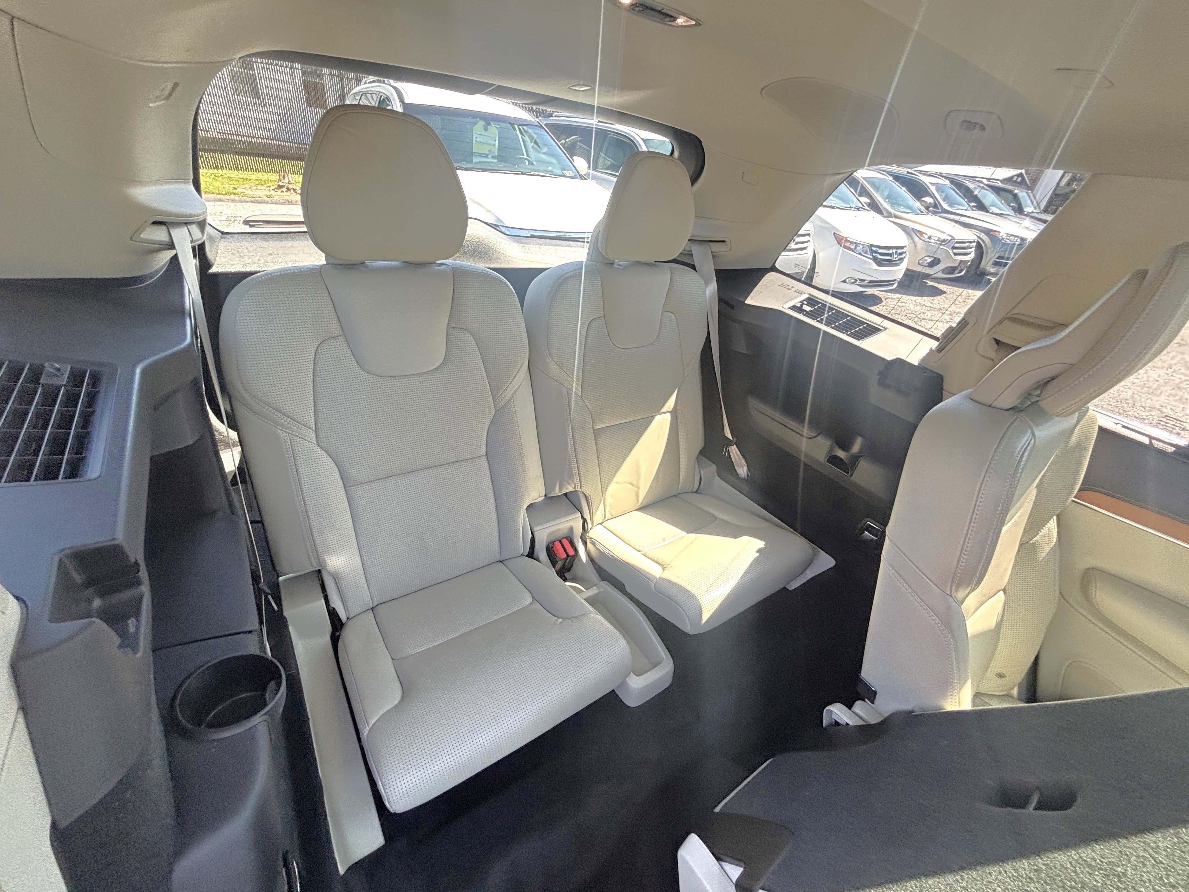 Used 2017 Volvo XC90 T6 Inscription image 10