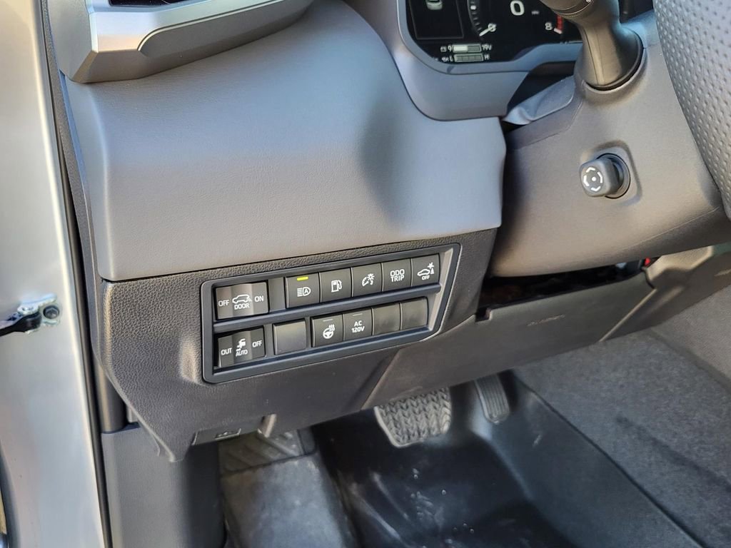 Used 2026 Toyota Sequoia Capstone image 20