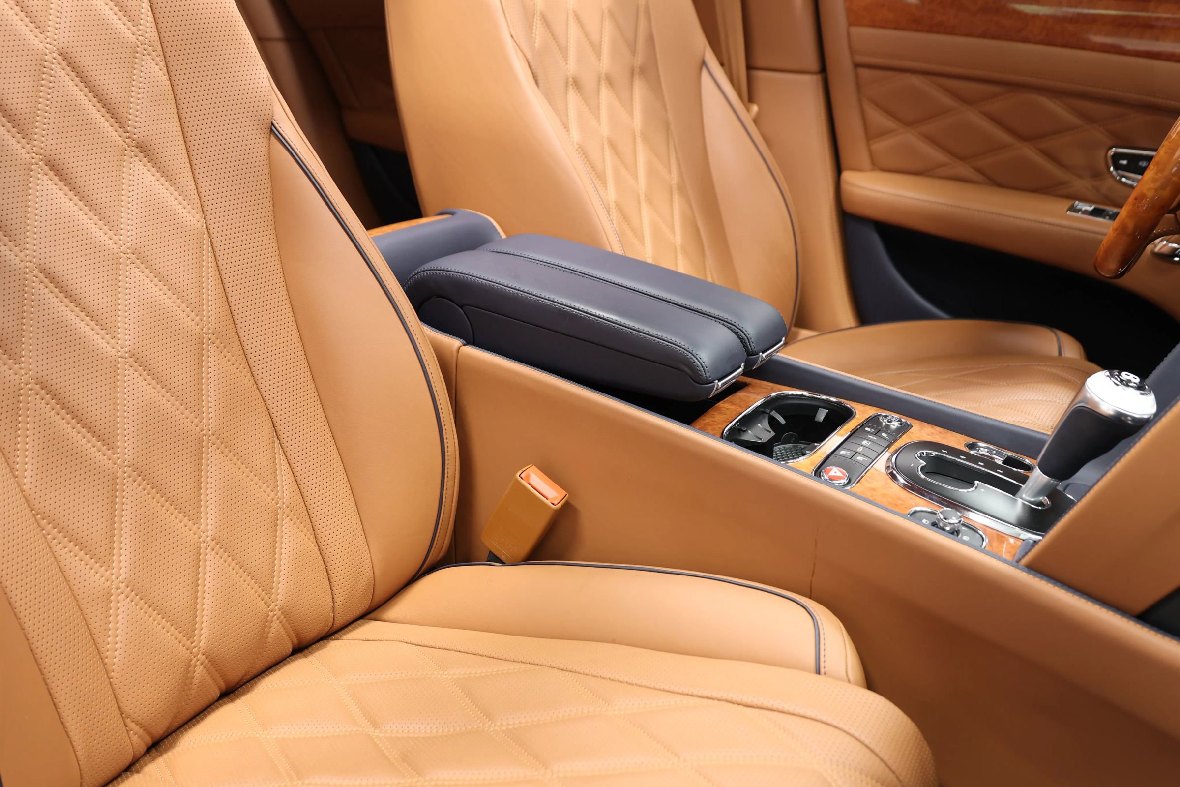Used 2016 Bentley Flying Spur W12 AWD/4WD image 85