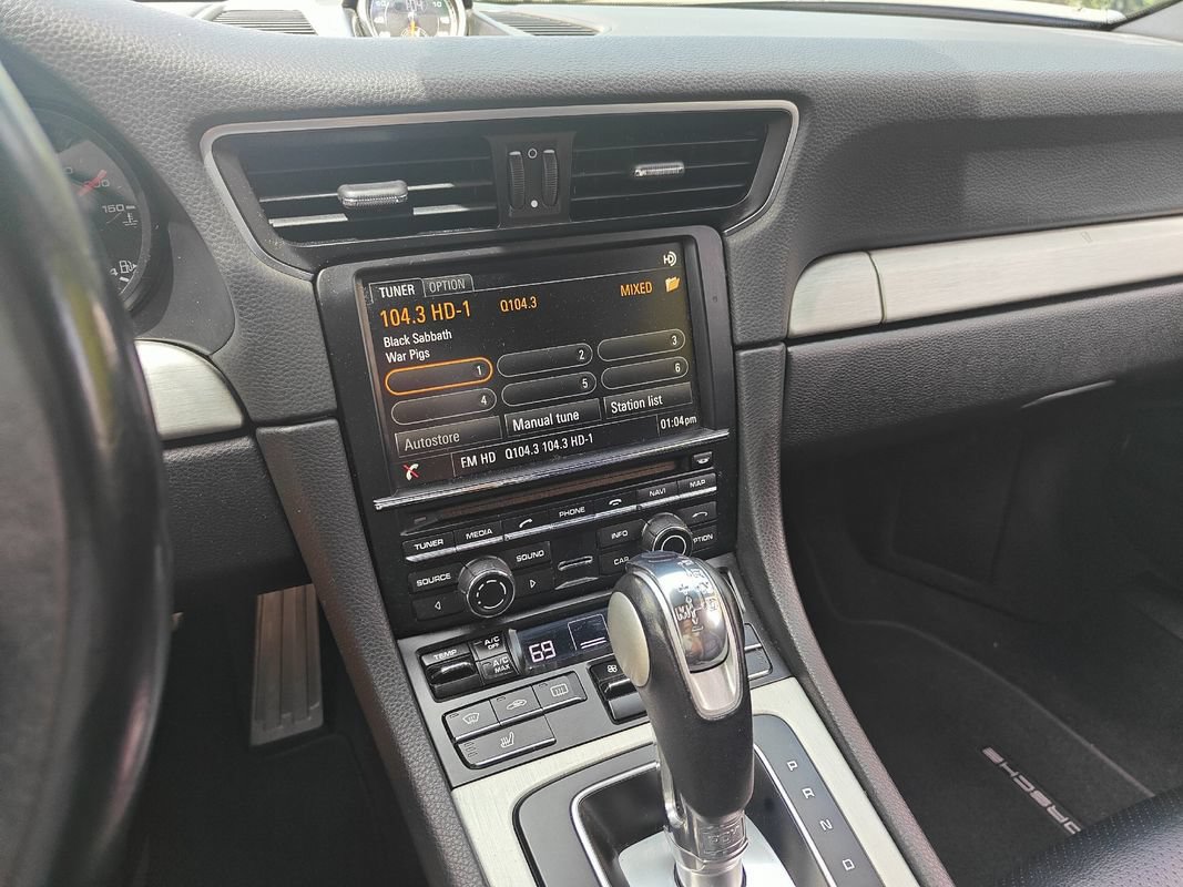 Used 2015 Porsche 911 Carrera S RWD image 32
