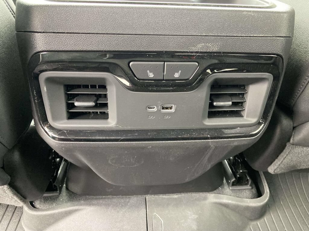 New 2026 GMC Sierra 1500 AT4 w/ AT4 Premium Package AWD/4WD image 14