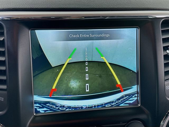 Used 2018 Jeep Grand Cherokee Limited AWD/4WD image 15