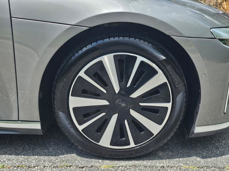 Used 2023 Lucid Air Touring AWD/4WD image 16