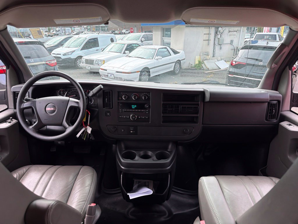 Used 2013 GMC Savana 3500 w/ Power Package RWD image 20