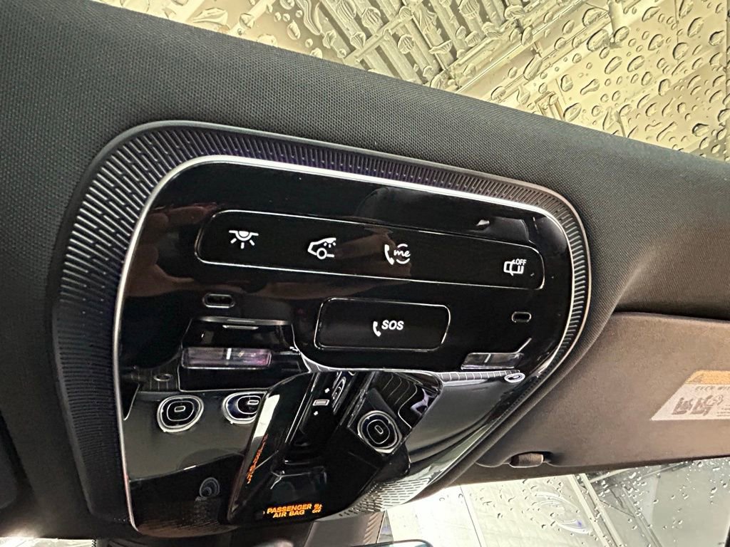 Used 2025 Mercedes-Benz C 300 4MATIC Sedan image 32