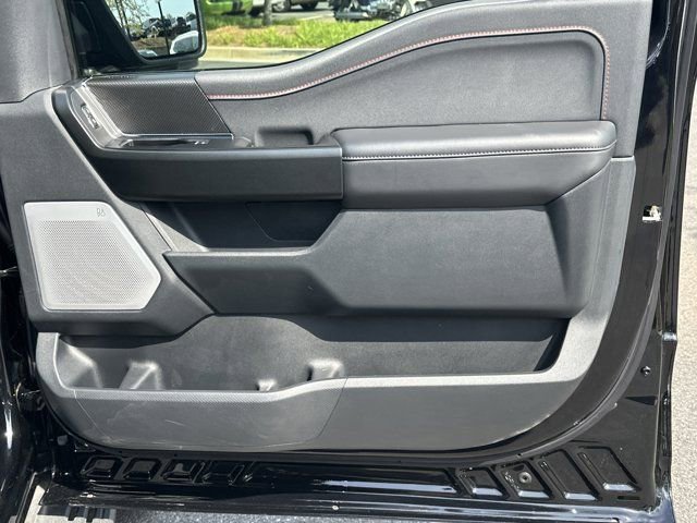 Used 2025 Ford F150 Raptor image 19