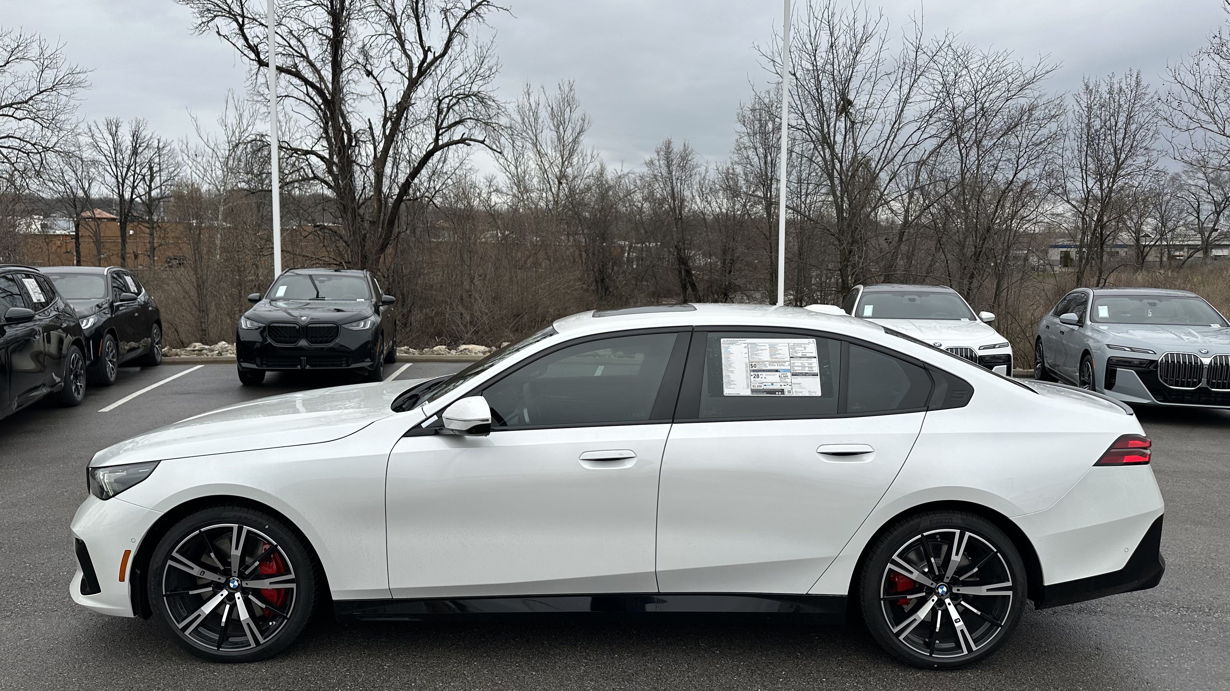 New 2026 BMW 540i xDrive w/ M Sport Package AWD/4WD image 7