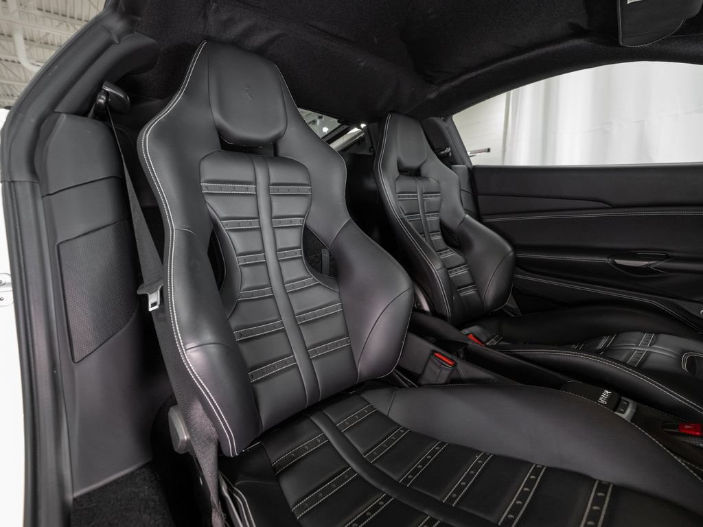 Used 2018 Ferrari 488 GTB RWD image 15